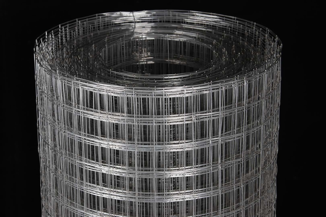30m Length X 1-2m Width 2 Inch Welded Wire Mesh Customized